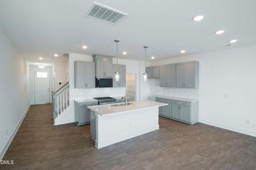 209-43 Ara Ct, Angier, NC, 27501-5200 | Card Image