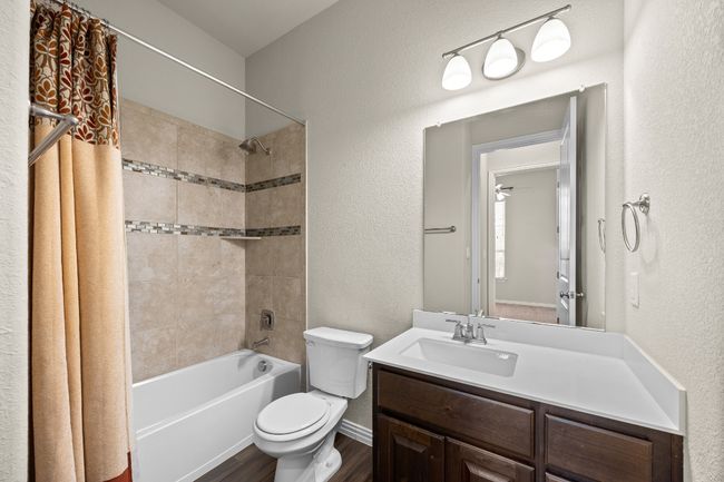 433 Stoney Point Rd, House other with 4 bedrooms, 3 bathrooms and null parking in Austin TX | Image 21