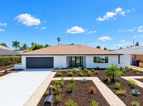 6315 Wisteria Ln, APOLLO BEACH, FL, 33572-2306 | Card Image