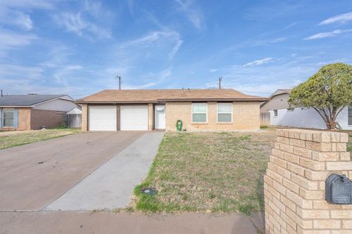 504 Brownwood Dr, Midland, TX, 79703-6364 | Card Image