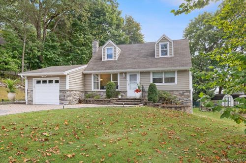 1 Interstate St, Suffern, NY, 10901-6816 | Card Image