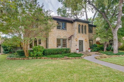 1112 S Canterbury Ct, Dallas, TX, 75208-2742 | Card Image