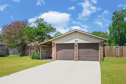 4811 25th St, Dickinson, TX, 77539-5410 | Card Image