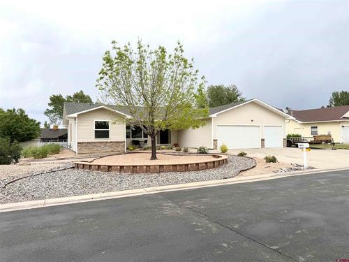 1673 Wetterhorn St, Montrose, CO, 81401-6426 | Card Image