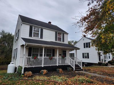 412 S Tennessee Avenue, House other with 3 bedrooms, 1 bathrooms and 1 parking in Martinsburg WV | Image 2