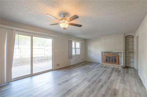8029 130th Ct, Grandview, MO, 64030-2747 | Card Image