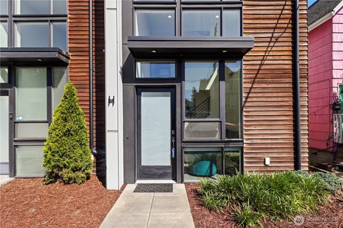 h-6630 Carleton Ave S, Seattle, WA, 98108-3531 | Card Image