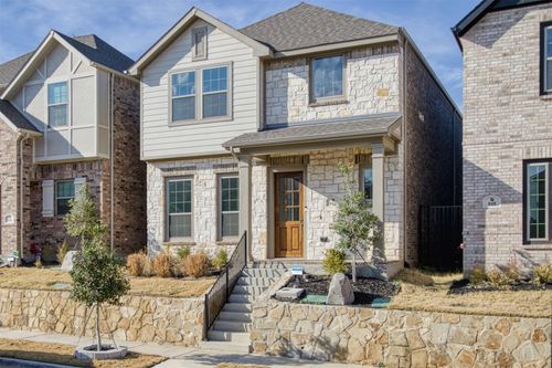 852 Deer Run Rd, Flower Mound, TX, 75028-7017 | Card Image