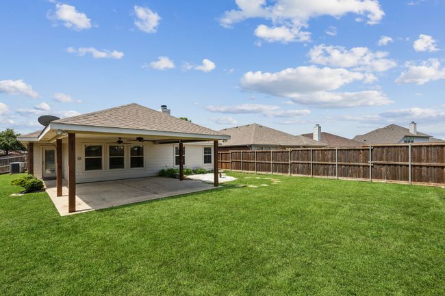 4006 Autumnwood Ln, House other with 3 bedrooms, 2 bathrooms and null parking in Heartland TX | Image 31