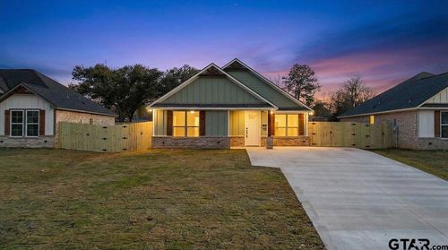 528 W 32nd St, Tyler, TX, 75702 | Card Image