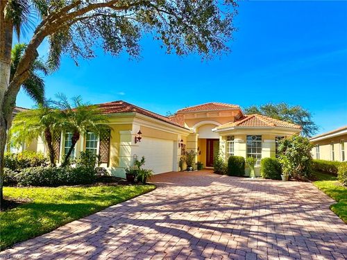 28880 Kiranicola Ct, BONITA SPRINGS, FL, 34135-8379 | Card Image