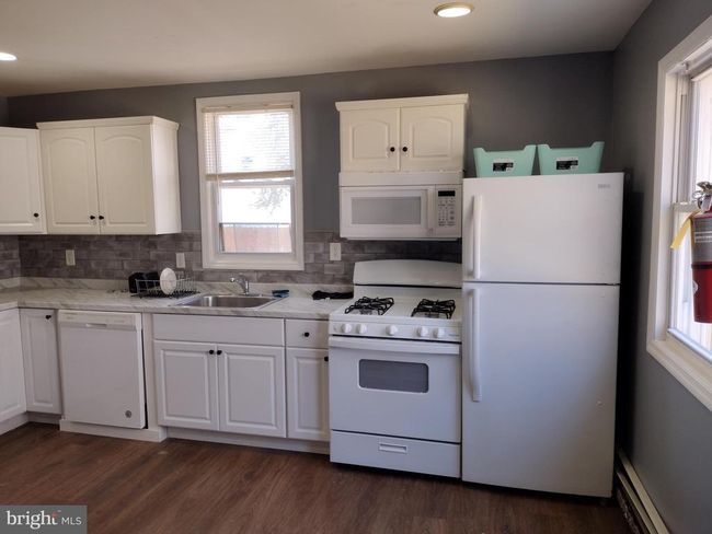 3 - 43 Bradway Ave, House other with 6 bedrooms, 2 bathrooms and null parking in Ewing NJ | Image 38