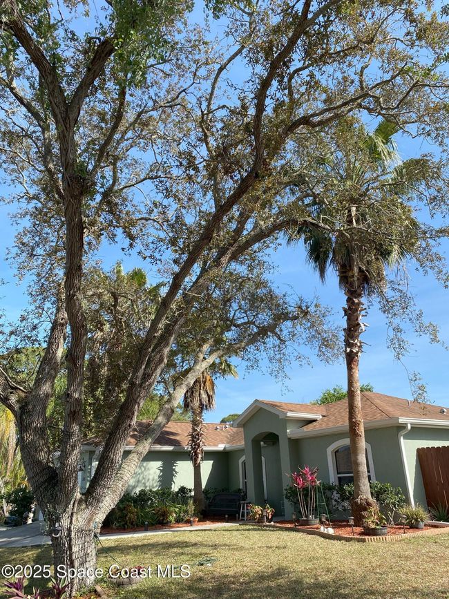 0 - 1785 Orris Ave, House other with 3 bedrooms, 2 bathrooms and null parking in MERRITT ISLAND FL | Image 8
