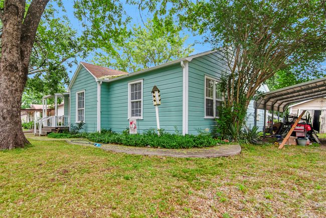 1316 Elm St, House other with 3 bedrooms, 2 bathrooms and null parking in Bonham TX | Image 24