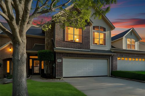 160 Greathouse Vlg, Decatur, TX, 76234-1081 | Card Image