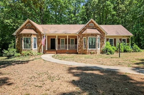 7802 High Meadows Rd, Greensboro, NC, 27455-8251 | Card Image