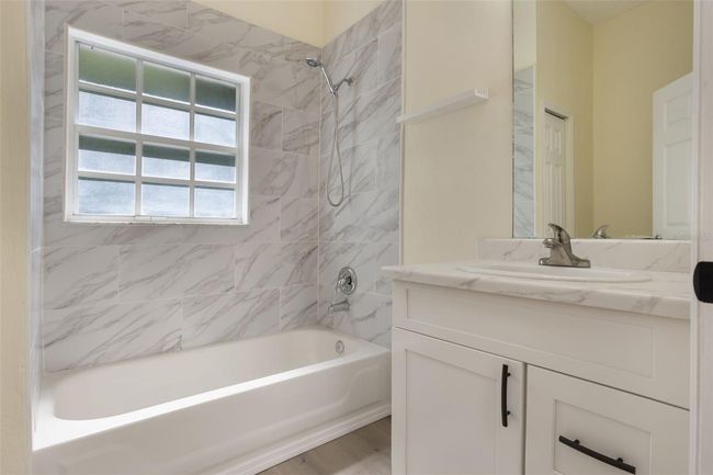 Secondary bathroom | Image 24