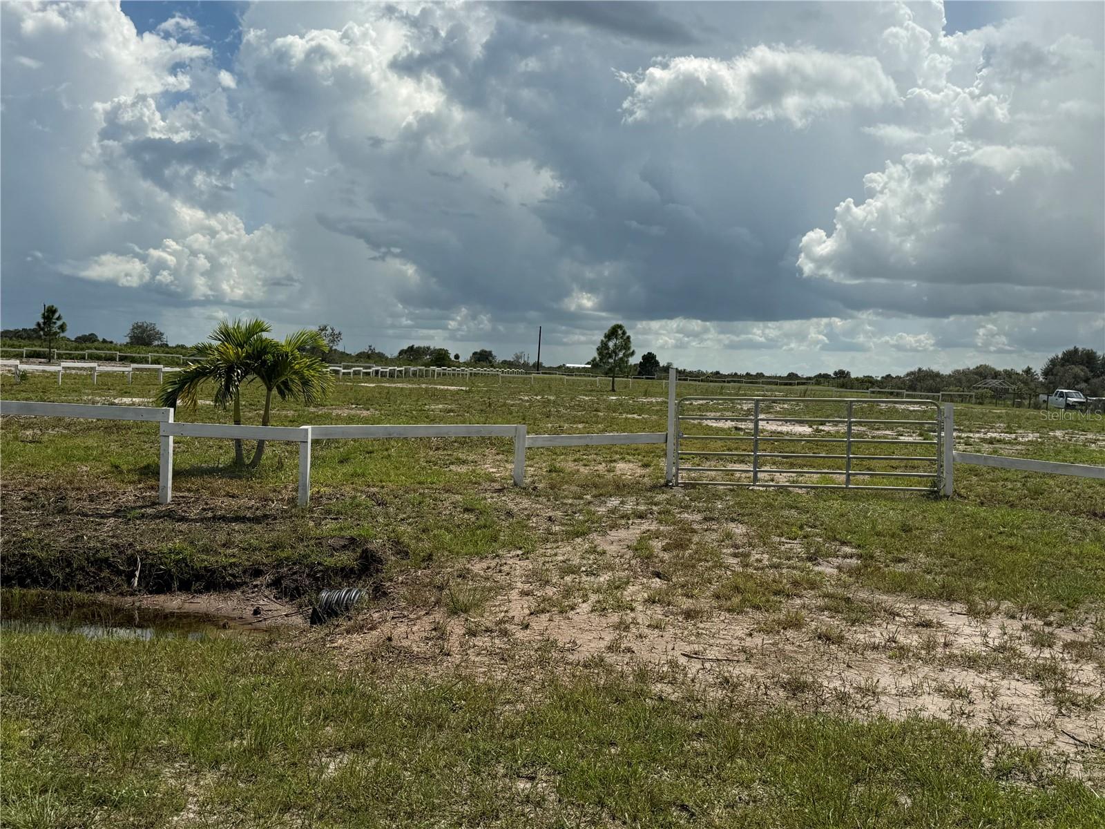 Land in OKEECHOBEE 2