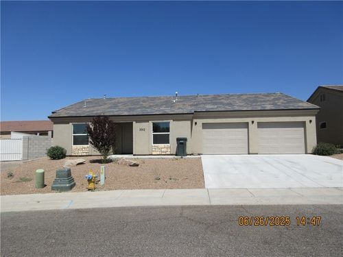 3042 Mallory Loop, Kingman, AZ, 86401-0655 | Card Image