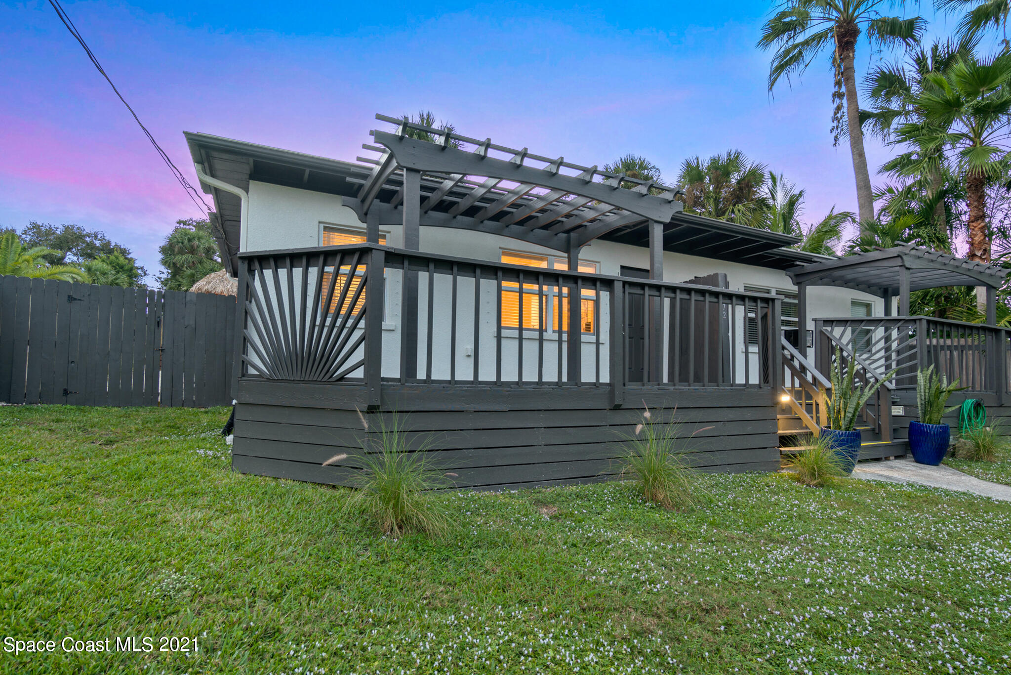 1672 1672 Pineapple Avenue, Inactive in Melbourne Zoocasa