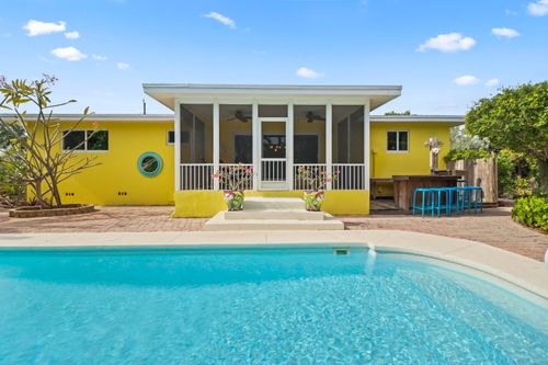 890 79th Street Ocean, Marathon, FL, 33050-3150 | Card Image