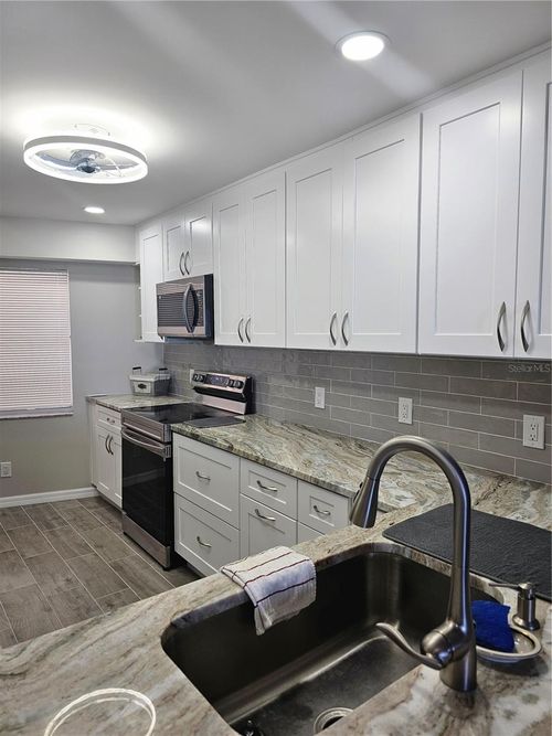 apt-221-3100 Gulf Blvd, BELLEAIR BEACH, FL, 33786-3656 | Card Image