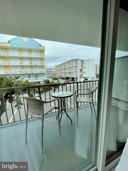 208-9 138th St, OCEAN CITY, MD, 21842-6384 | Card Image