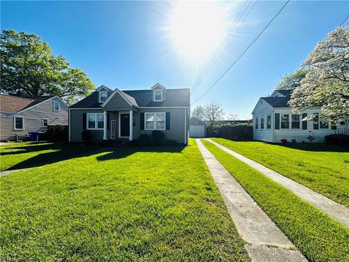 1323 W Norcova Dr, Norfolk, VA, 23502-2022 | Card Image