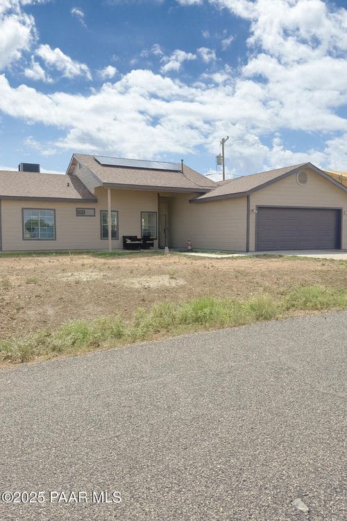 20613 E Wagon Way, Cordes Lakes, AZ, 86333-2677 | Card Image