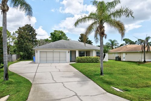 934 Bermuda Ave, SEBASTIAN, FL, 32958-5104 | Card Image