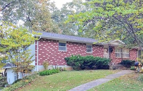 3889 E 364 Rd, El Dorado Springs, MO, 64744-4519 | Card Image