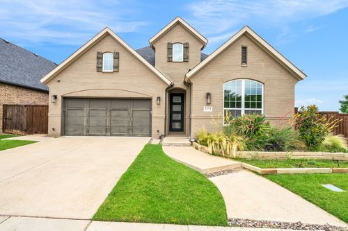 2173 Balcones Dr, Carrollton, TX, 75010-5004 | Card Image