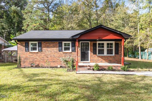 507 Watkins St, Kenly, NC, 27542-8295 | Card Image