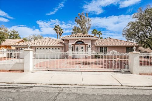 6970 Eldora Ave, Las Vegas, NV, 89117-3012 | Card Image