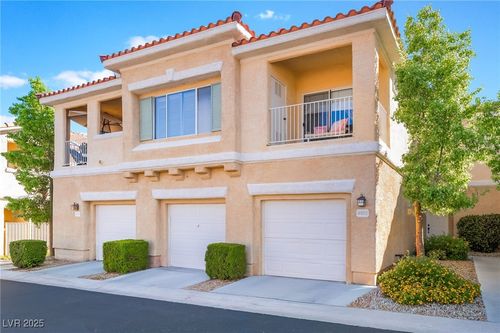 4812-251 S Green Valley Pkwy, Henderson, NV, 89012-2372 | Card Image