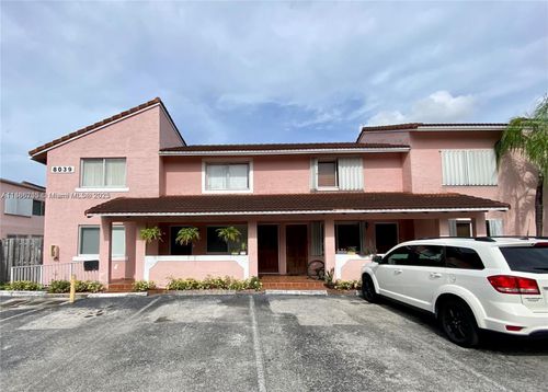 apt-102-8039 Lake Dr, Doral, FL, 33166-4690 | Card Image