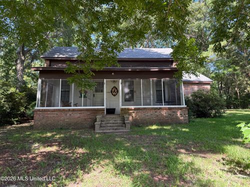 131 Fourth St N, Wiggins, MS, 39577-3403 | Card Image