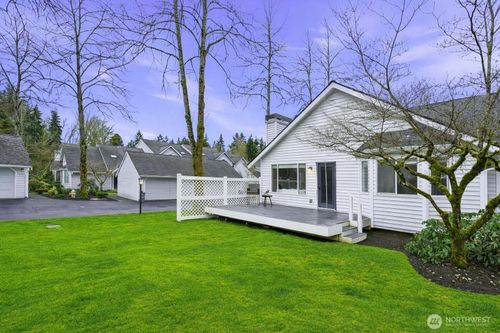 31-4222 144th Ln Se, Bellevue, WA, 98006-1590 | Card Image