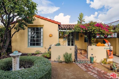 3703 Edenhurst Ave, LOS ANGELES, CA, 90039-1733 | Card Image
