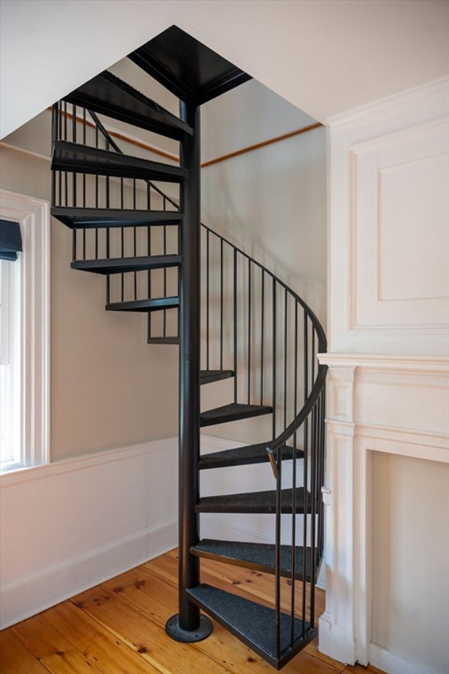 APT-3 - 2 Court St, Condo with 1 bedrooms, 1 bathrooms and 1 parking in Newburyport MA | Image 9