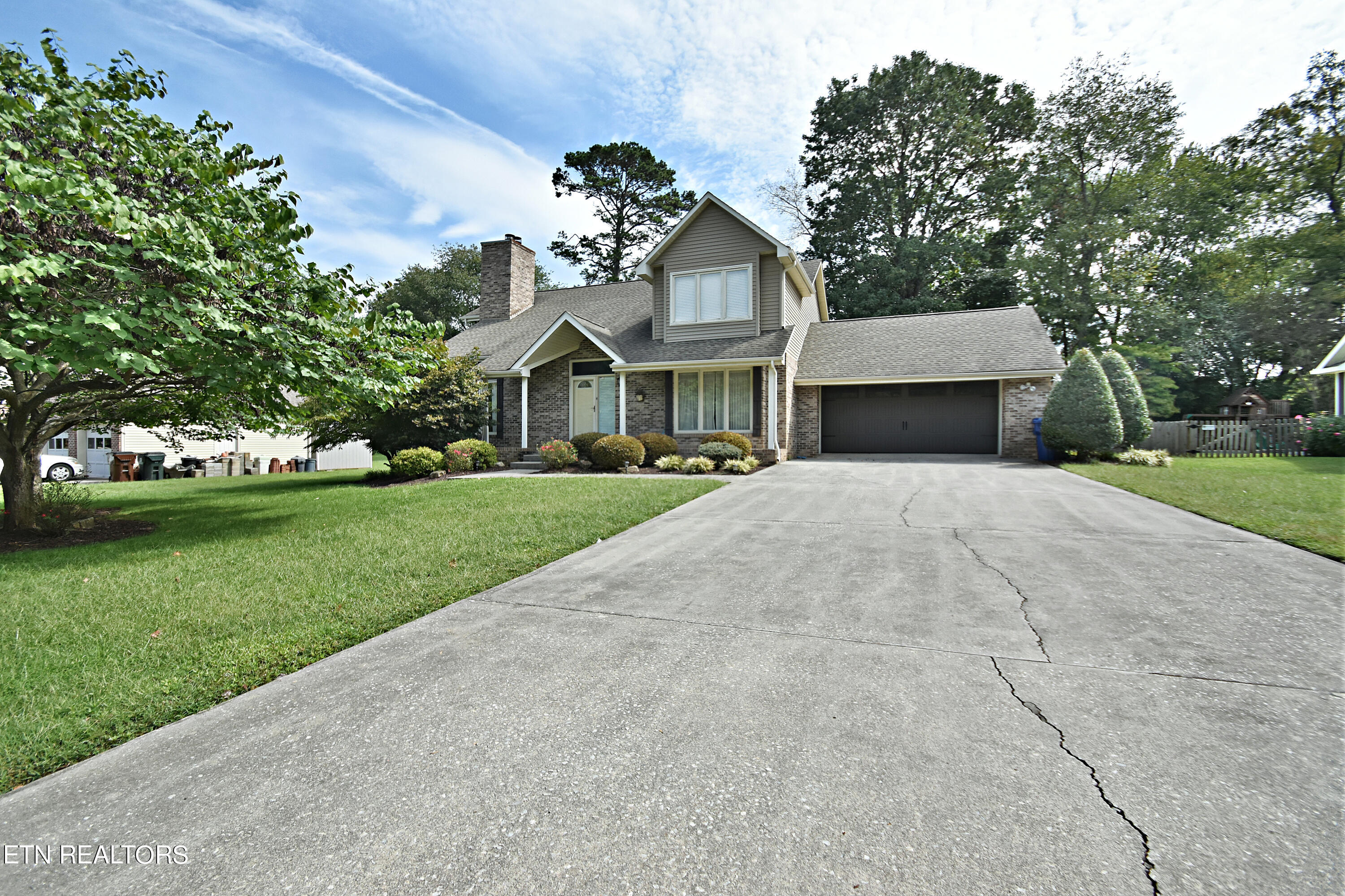 Barbee Ln, Knoxville, TN 37923