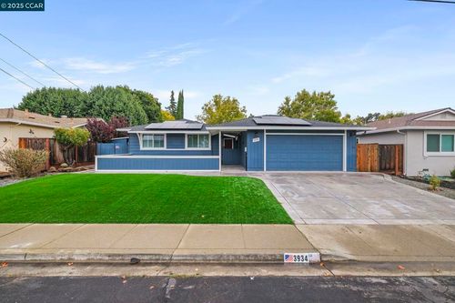3934 Bellwood Dr, Concord, CA, 94519-1118 | Card Image