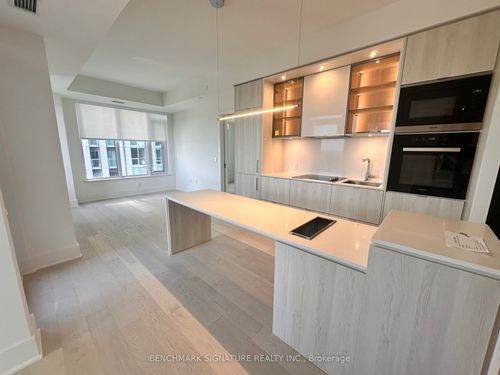 3604-11 Yorkville Ave, Toronto, ON, M4W0B7 | Card Image