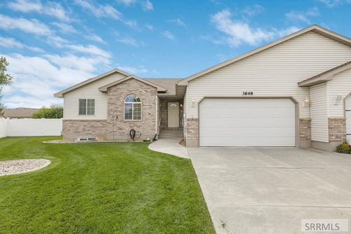 3648 Ellendale Cir, Ammon, ID, 83406-4749 | Card Image