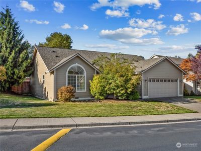 8419 133rd Street E, House other with 3 bedrooms, 2 bathrooms and 2 parking in Puyallup WA | Image 2