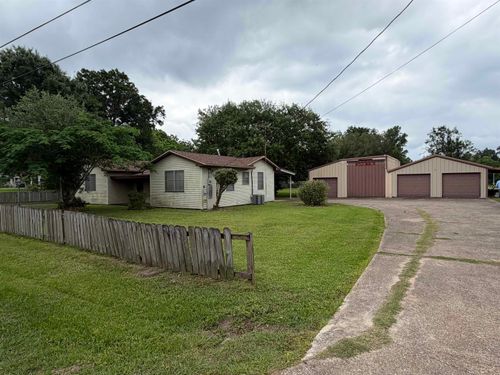 147 County Road 767, Buna, TX, 77612 | Card Image