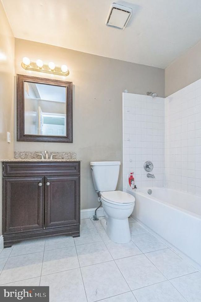 7946 Brighton Way, Townhouse with 3 bedrooms, 2 bathrooms and null parking in MANASSAS VA | Image 14