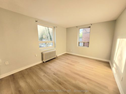104-852 Broadview Ave, Toronto, ON, M4K2R1 | Card Image