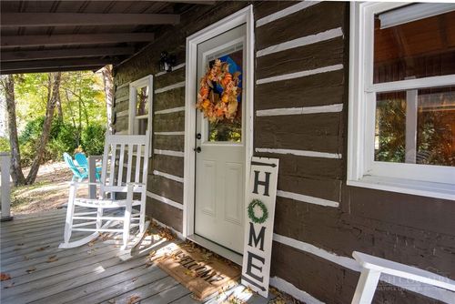 284 Grady Winkler Rd, Boone, NC, 28607-8580 | Card Image