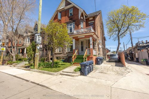 237 Roxton Rd, Toronto, ON, M6G3R1 | Card Image